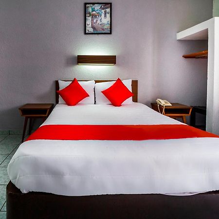 Hotel Canada, Guadalajara Esterno foto