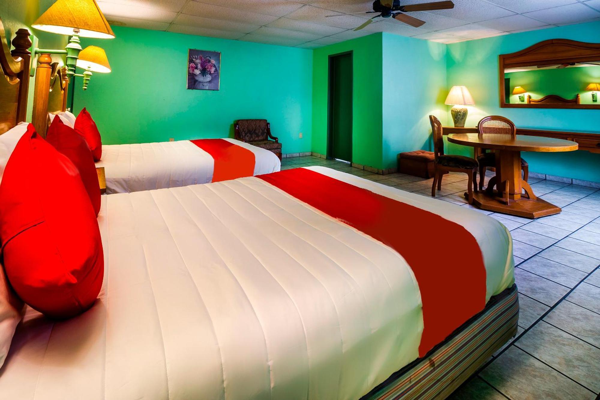 Hotel Canada, Guadalajara Esterno foto